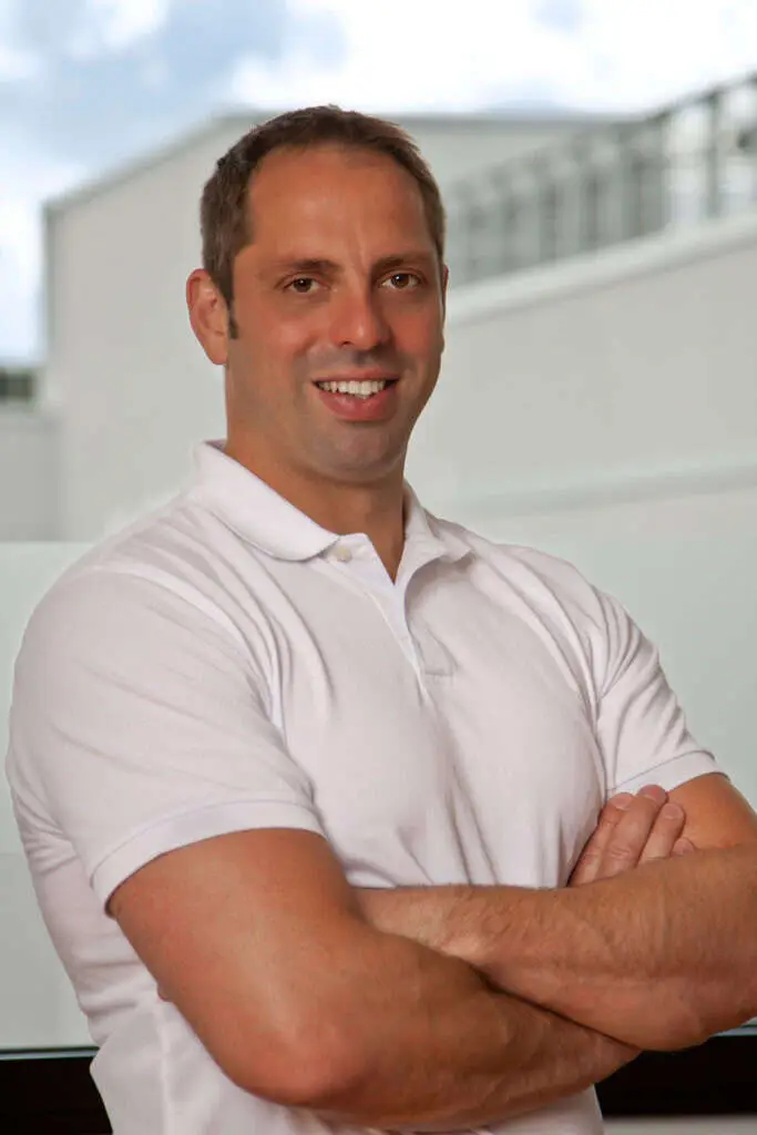 Mark Warnecke scaled 1