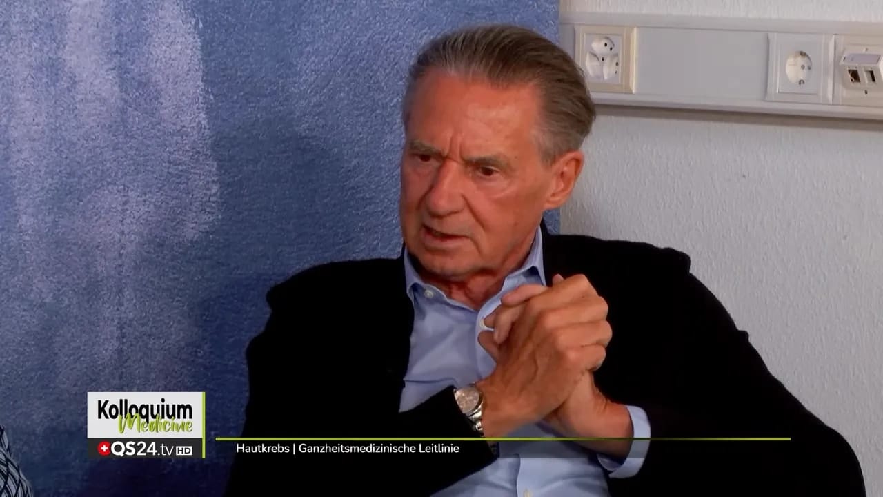 Hautkrebs | Ganzheitsmedizinische Leitlinie 2 Dr. med. Kurt Müller spricht in Nahaufnahme mit Handgesten